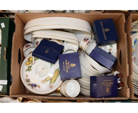 A quantity of Royal Worcester Evesham dinner ware, including serving dishes, boxed napkin rings, bowls, pie dishes, etc (one 