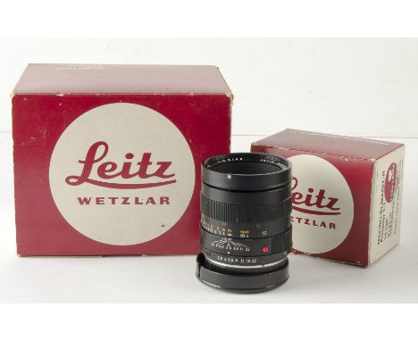 A Leitz 60mm f/2.8 Macro-Elmarit Lens (11205), serial no. 2762751, 1976, first version, black, barrel, G, elements, G, with m