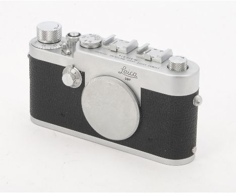 A Leica Ig Camera Body, serial no. 925914, 1958, chrome, body, G-VG, baseplate protector applied at some stage, shutter worki