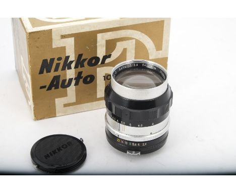 A Nikon Nikkor-P Auto 10.5cm f/2.5 Lens, serial no. 137974, black and chrome, barrel, VG, elements, G-VG, with maker's caps, 