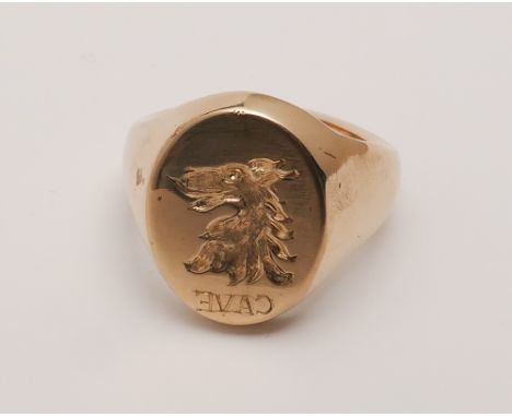 Gents 9ct yellow gold intaglio seal ring, 17.3 grams  Slight wear , slight dink in shank adjacent to the wolf's tongue - visi