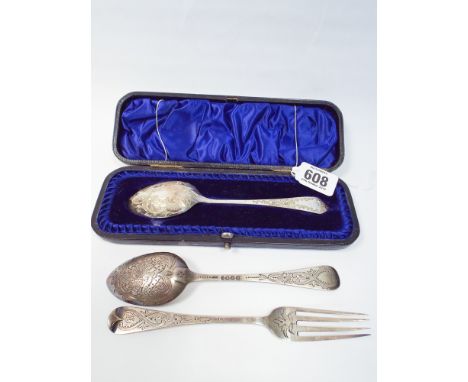 Victorian christening cutlery set Exeter marks 1869 and a cased spoon, Sheffield 1900 