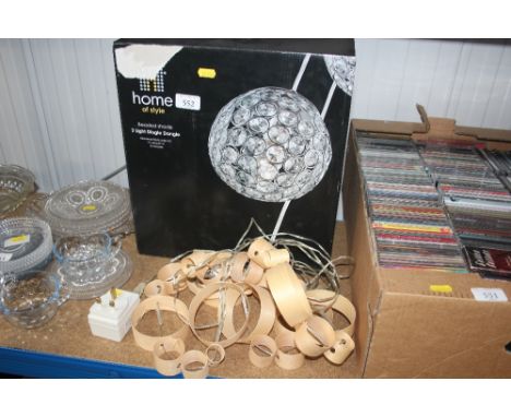 A quantity of light fittings