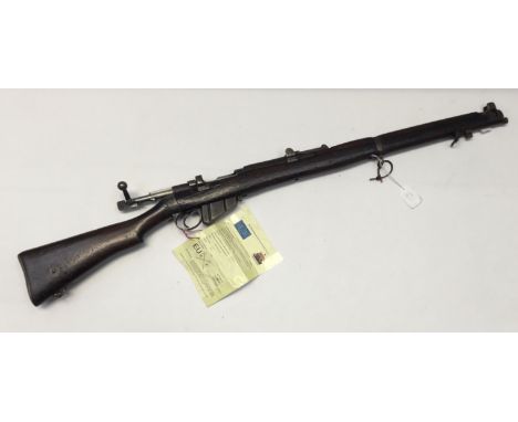 Deactivated* 1916 Short Magazine Lee Enfield Service Rifle. Good example with some wear and marks commensurate with age and m