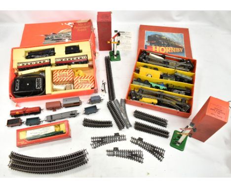 HORNBY AND TRI-ANG; a group of model railway including boxed No.1 Passenger Train Set, O gauge clockwork No.20 Goods Set, O g