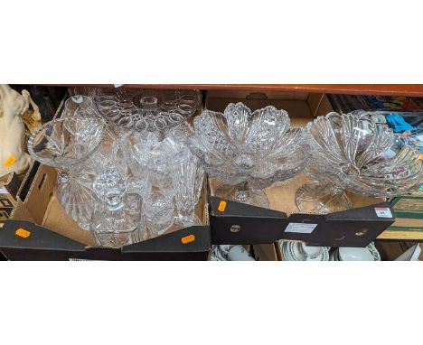 A collection of glassware to include a cut glass decanter and stopper, brandy balloons, tumblers, and pressed glass pedestal 