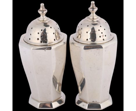 MAPPIN & WEBB - a pair of Art Deco George V silver pepperettes, Birmingham 1931, 7.5cm, 1.9oz total . Condition Report:No dam