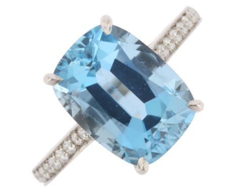 A platinum aquamarine and diamond ring, by G Collins & Sons, Sheffield 2021, claw set with 4.5ct cushion-cut aquamarine flank