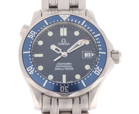 OMEGA - a stainless steel Seamaster Professional quartz calendar bracelet watch, ref. 2561.800.00, circa 2002, blue wave dial