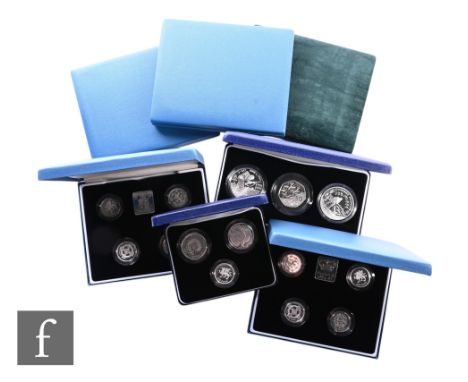 Elizabeth II - A Royal Mint 1994 three coin silver proof collection to commemorate the 50th Anniversary of the Allied invasio