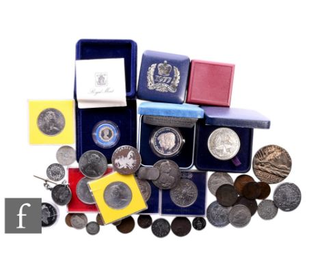 Elizabeth II - Various cased coins including a 1981 British Legion silver commemorative coin, a 1981 Royal Wedding coin and o