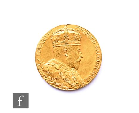 Medallion -&nbsp;An Edward VII gold coronation medallion, London 1902,&nbsp;circular medallion, the obverse with a portrait o