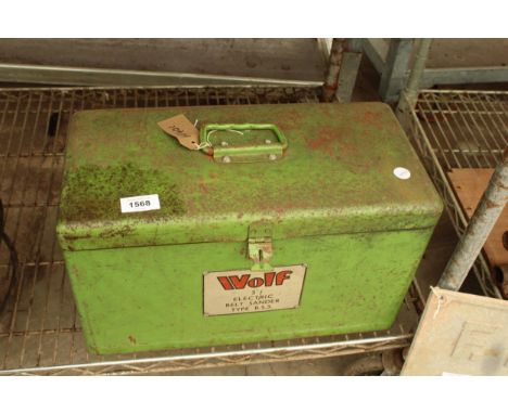A VINTAGE WOLF BELT SANDER WITH METAL CARRY CASE 