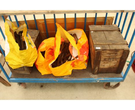 A VINTAGE WOODEN TOOL CHEST AND AN AMMO TIN WITH A LARGE QUANTITY OF ASSORTED VINTAGE TOOLS TO INCLUDE SPANNERS ETC 