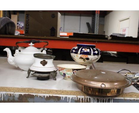 A MIXED LOT TO INCLUDE A COPPER BED WARMER, PORCELAIN TEAPOT WITH BRASS HANDLE, IMARI STYLE VASE, ETC., 