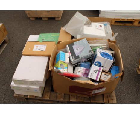 A LARGE ASSORTMENT OF VARIOUS AS NEW HARDWARE TO INCLUDE LIGHT FITTINGS AND CABLE DUCTING ETC 