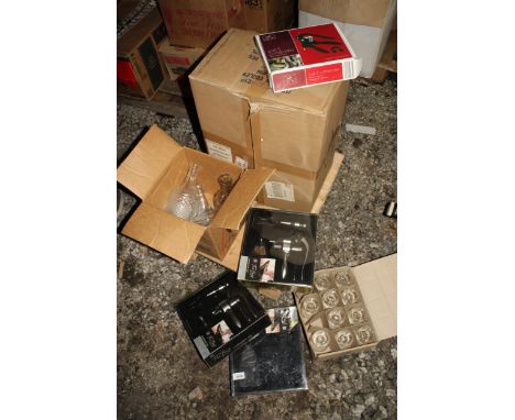 AN ASSORTMENT OF WINE ITEMS TO INCLUDE PLASTIC SINGLE BOTTLE WINE COOLERS AND CORKSCREW SETS ETC 