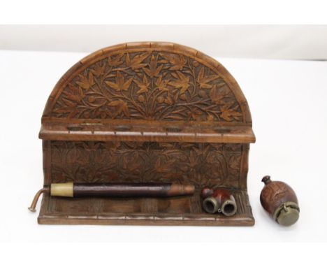 HAND CARVED WOODEN PIPE RACK PLUS TWO PIPES 