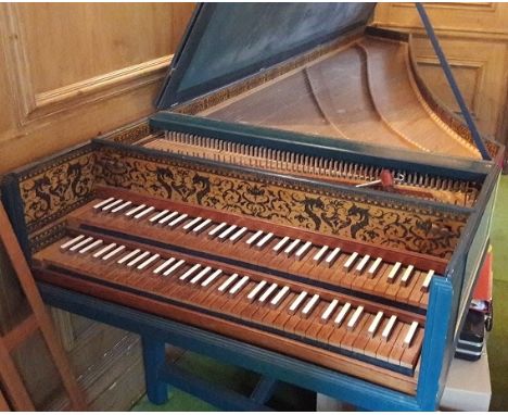 Michael Thomas (c1975)An 8ft 5in French double-manual harpsichord in a painted light and dark blue case with Flemish papers a
