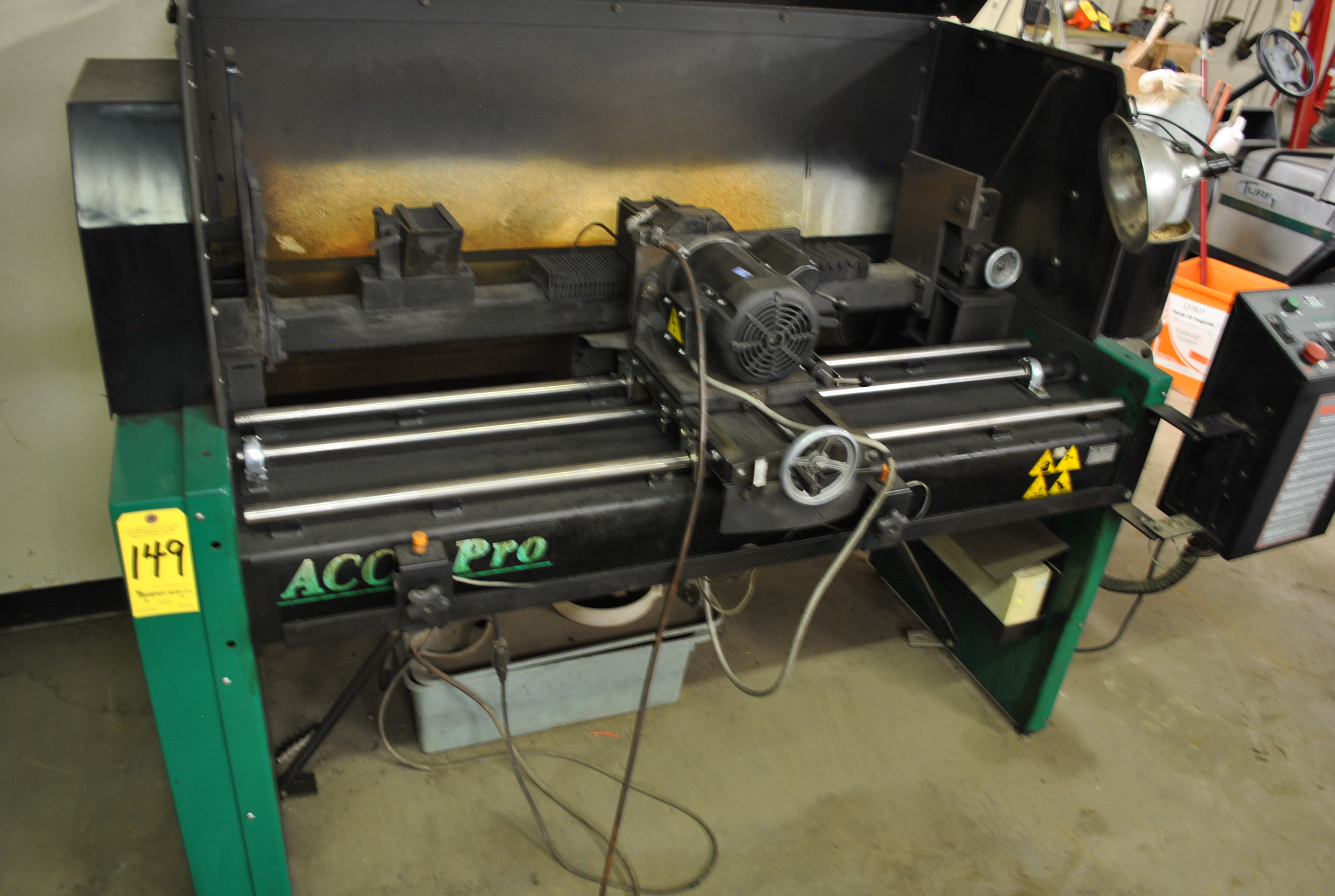 Foley United AccuPro 670 Bedknife Grinder SN 01A67001793, Operator