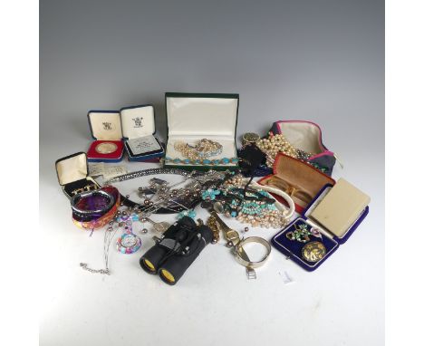 A quantity of Costume Jewellery, including a coral and turquoise multistrand neckalce, Mexican silver bracelet and necklace, 