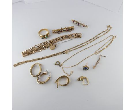 A 9ct yellow gold gatelink Bracelet, together with a 9ct trace chain, 40cm long, two 9ct gold bar brooches, odd earrings etc.
