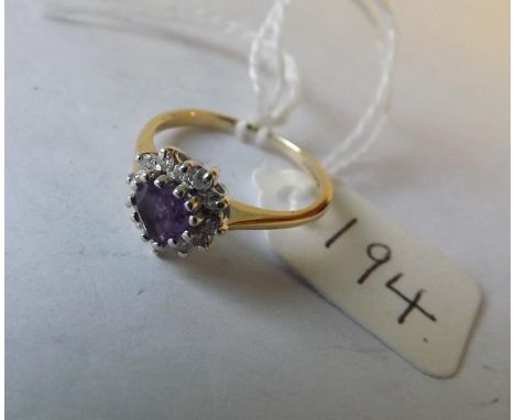 9ct amethyst &amp; diamond heart shaped ring   approx size K         
