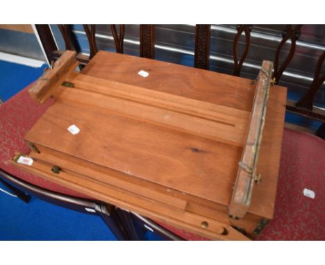 An artists easel box