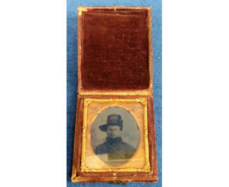 Photograph, American Civil War Ambrotype image showing uniformed civil war soldier, in boxed leather case, photo in gold colo