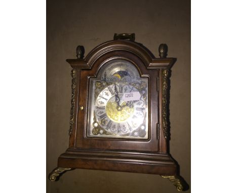 A vintage Dutch Warmink Wuba mantel clock with key 