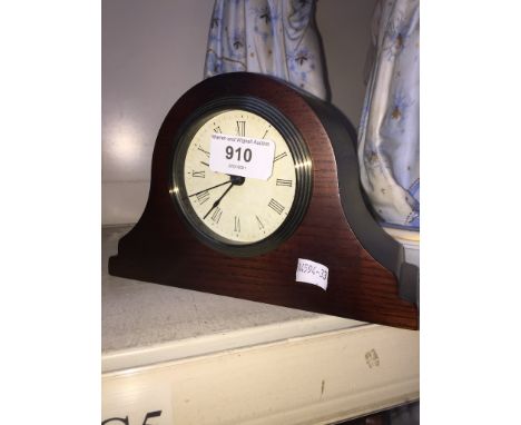 Wooden mantel clock 