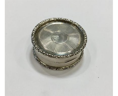 Vintage hallmarked Silver patch / pill box full Birmingham Silver hallmark date letter E 1979 gross weight 41.5gmeasures 18mm
