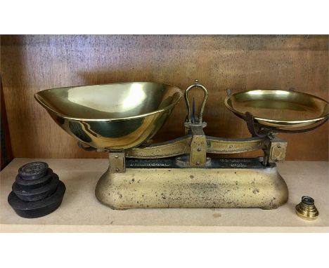 Antique W &Tavery Ltd  scales & weights 