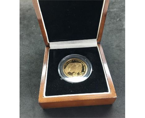 2011 Royal wedding William and Kate double sovereign Gold proof coin In 2011 to commemorate the royal wedding of Prince Willi