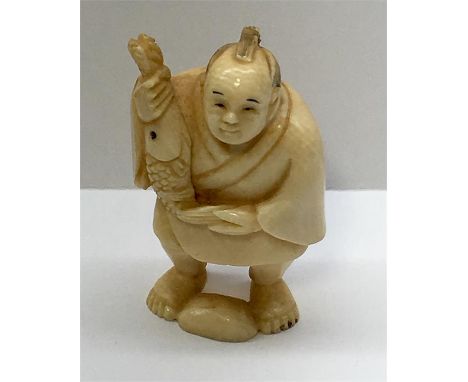 Japanese Early 20th Century period Ivory netsuke signed measures approx 49mm tall