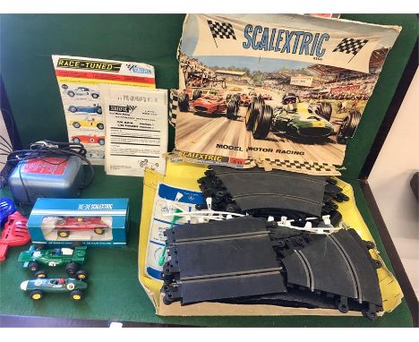 Vintage scalextric set played with condition, box poor condition A/F 