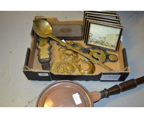 Small quantity of horse brasses, copper warming pan, a brass ladle and a cased set of weights