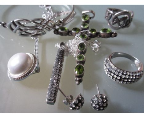 Small quantity of various silver jewellery including bangle, ring, pendants, ear studs etc.