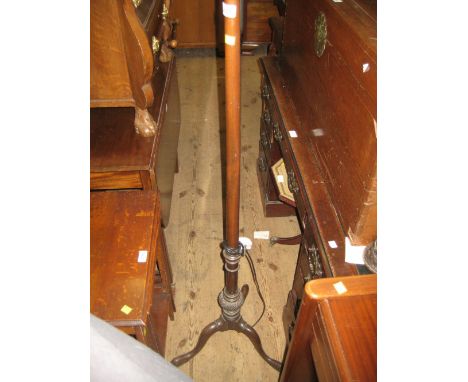 Mahogany turned and fluted column standard lamp on tripod base