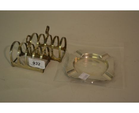 Pair of Sheffield silver four division toast racks and a Birmingham silver ashtray with engine turned decoration