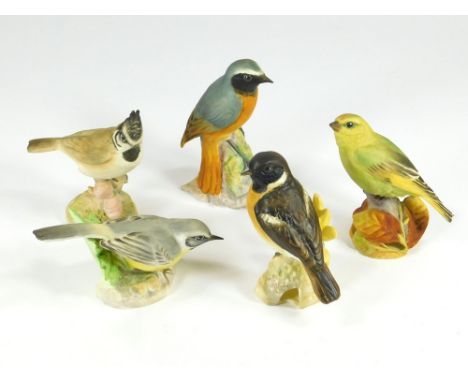 ROYAL WORCESTER. Five various Royal Worcester bird models by Eva Soper, all in matte finish & all dated 1979. Comprising Reds