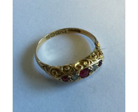 A small diamond set five stone ring. Approx. 2 grams. Est. £30 - £50.