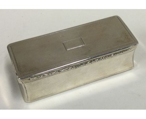A Victorian silver snuff box with hinged lid. London 1839. By Thomas Edwards. Approx. 134 grams. Est. £200 - £300.