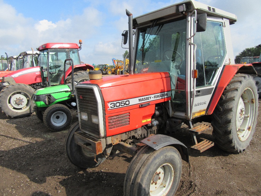 Massey Ferguson 3050 2wd Tractor