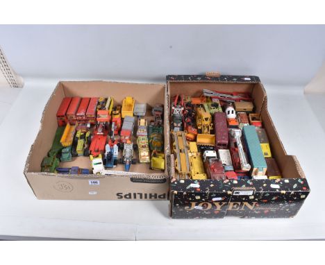 A QUANTITY OF UNBOXED AND ASSORTED PLAYWORN DIECAST VEHICLES, to include Corgi Major Toys Bedford S type articulated Car Tran