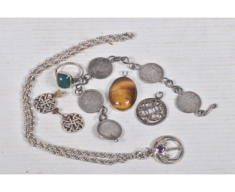 A SMALL SELECTION OF JEWELLERY, to include a white metal tigers eye cabochon pendant fitted with a split V bail, a white meta