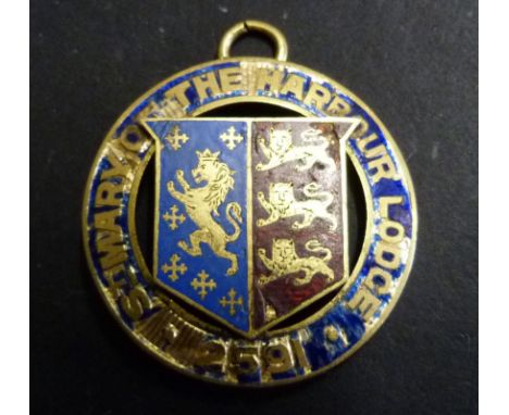 An 18ct. Gold and Enamel Masonic Medallion, 11.5 gms