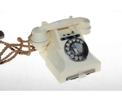 Vintage GPO cream bakelite telephone