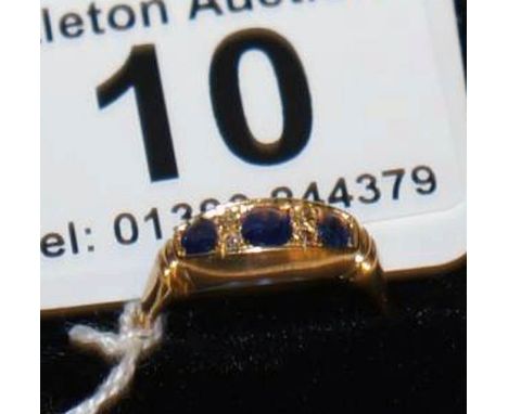 18ct Victorian sapphire &amp; diamond ring - Estimate £100 to £140