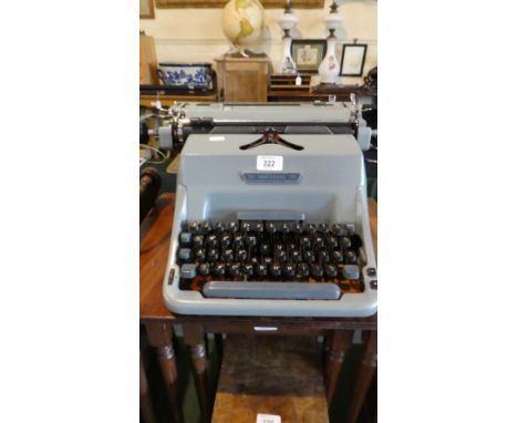 A Vintage Imperial 70 Manual Typewriter 